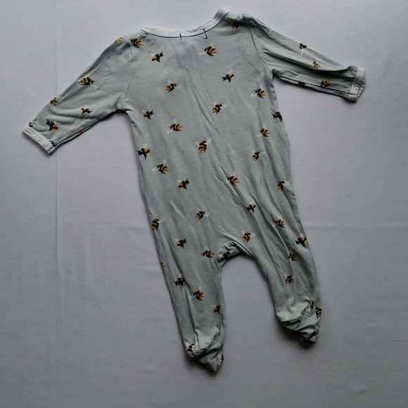 Milkbarn Bumblebee Bamboo Snap Footed Sleeper ~ Sz 0/3 mo. - Picture 2 of 3